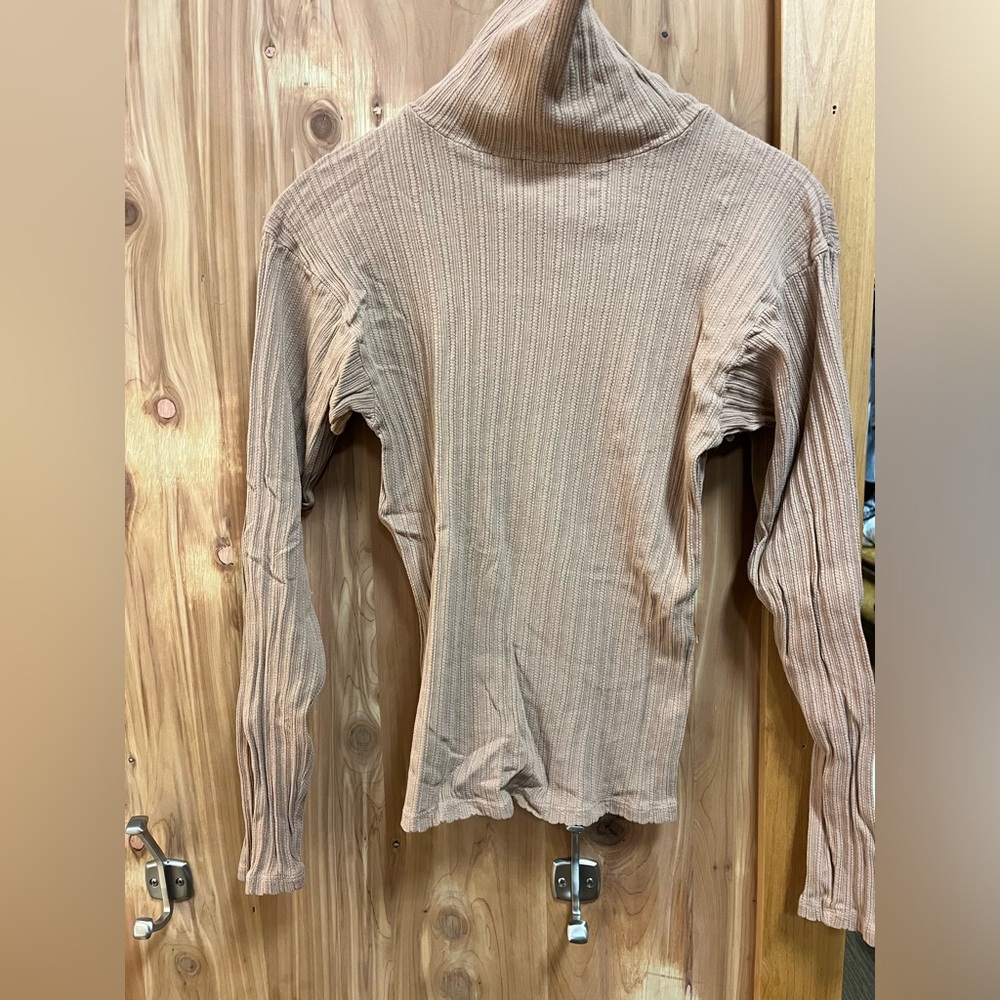NWOT Rudy Jude knit turtleneck, size L